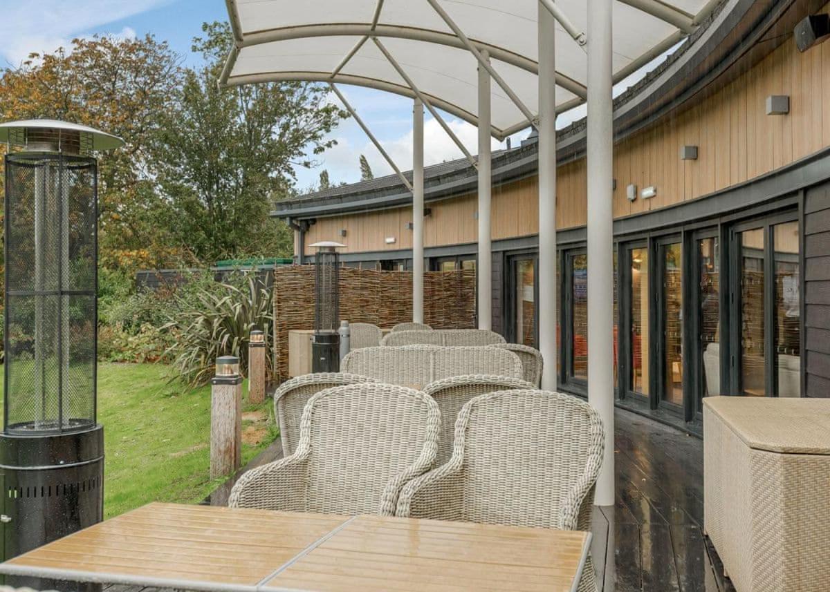 Woodside Bay Lodge Retreat Wootton Bridge  Екстериор снимка